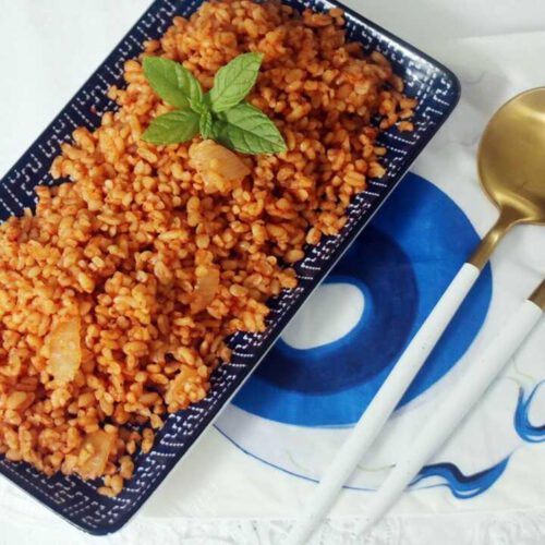 תבשיל בורגול וחיטה אדום טבעוני