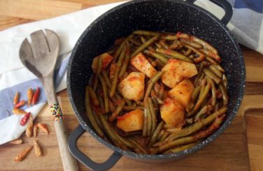 שעועית ירוקה עם תפוחי אדמה