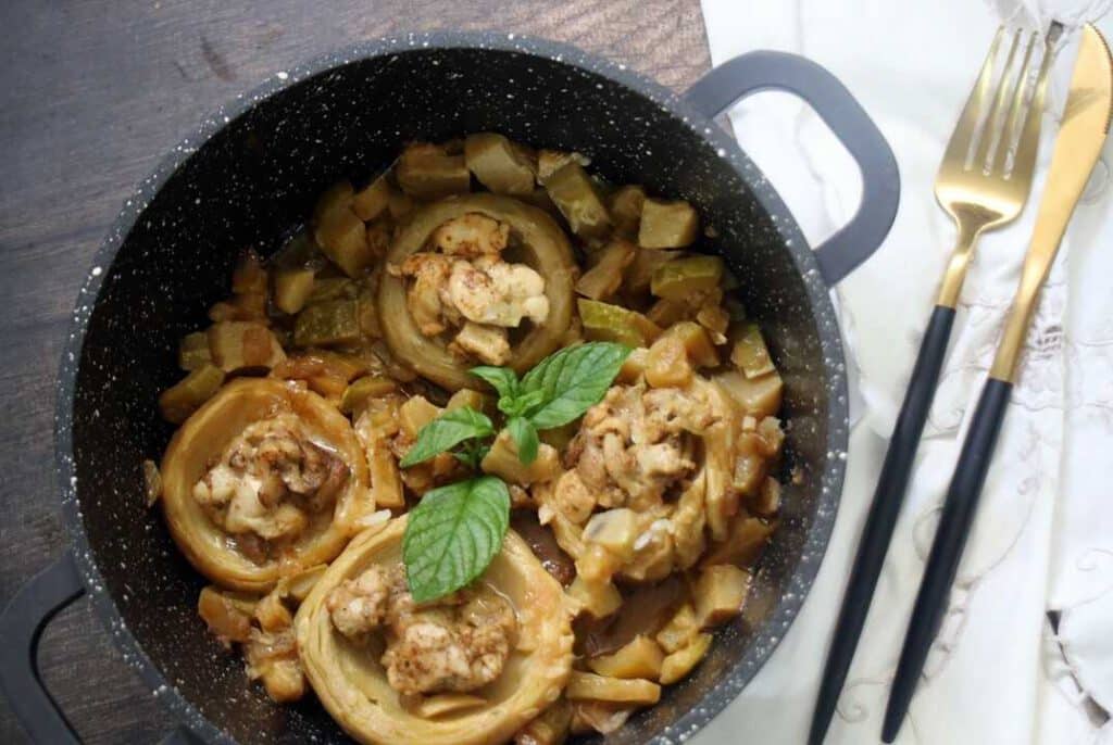 תחתיות ארטישוק ממולאות בפרגיות