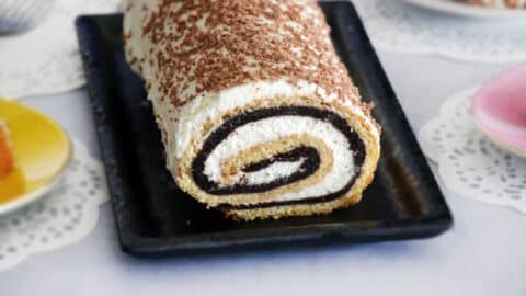 עוגת רולדה בשני צבעים