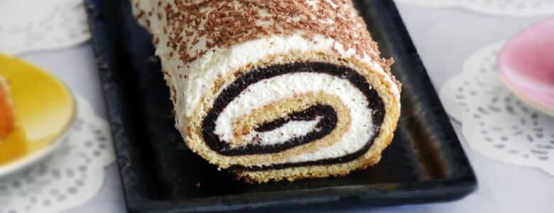 עוגת רולדה בשני צבעים