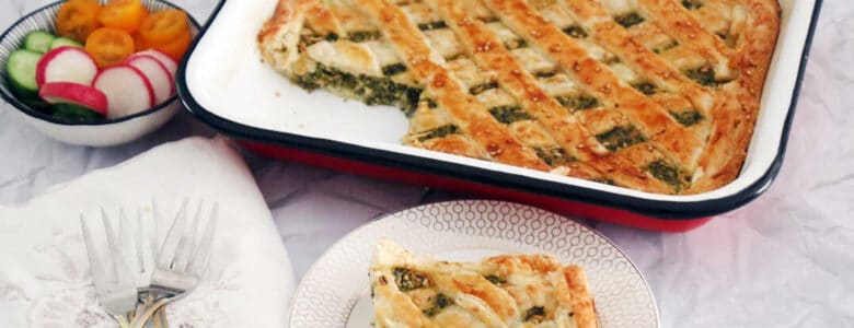 בורקס בצק עלים עם תרד וגבינות