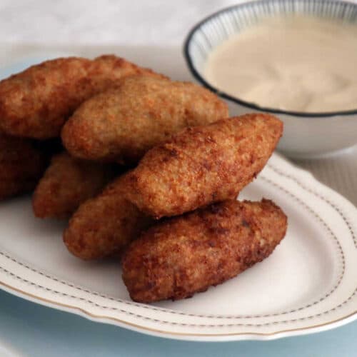 קובה מטוגן ממולא בשר טחון