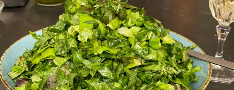 סלט ירוקים עם הפתעות