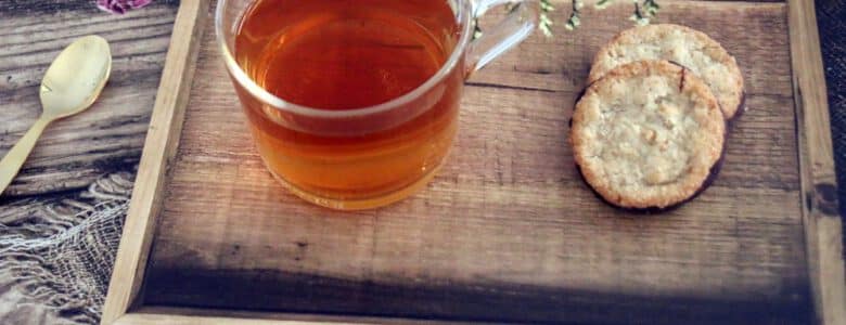 תה ממחטי אורנים תרופת הפלא לחורף