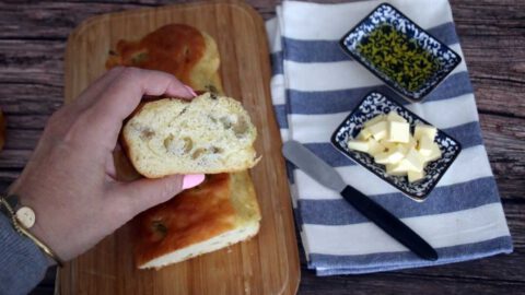 לחם זיתים מהיר הכנה