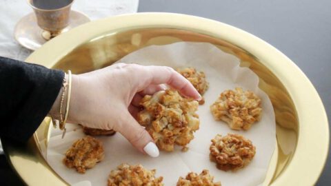 פרחי בקלאווה מבצק עלים פרווה