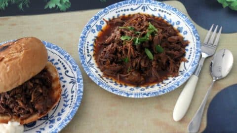 מתכון לבשר מפורק שמכינים בבית