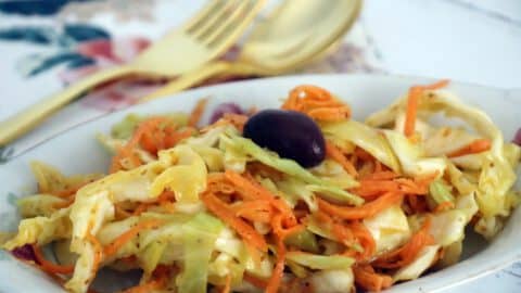 סלט כרוב עם גזר מיוחד