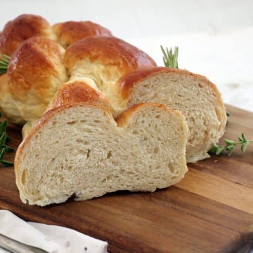 חלה לשבת מארבע רצועות פרווה