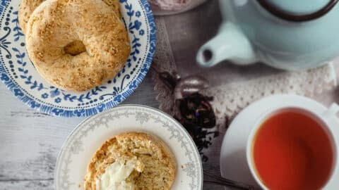 בייגלה פרווה משני מצרכים בלבד