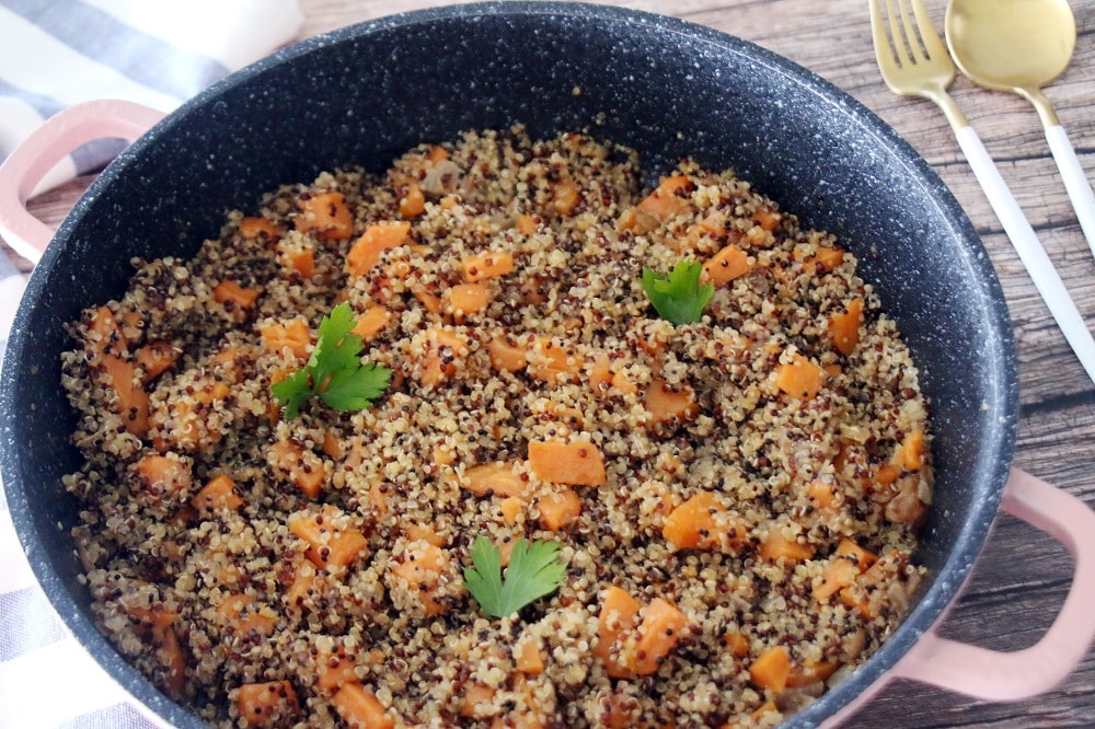 קינואה עם בטטה תבשיל מושלם