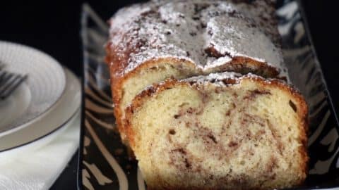 עוגת שיש קינמון בעשר דקות