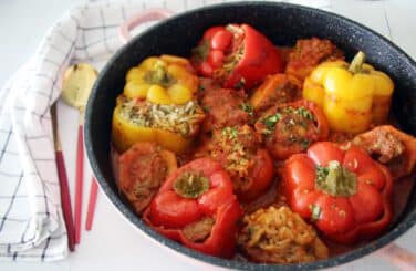 ירקות ממולאים ברוטב עגבניות טעים אש!