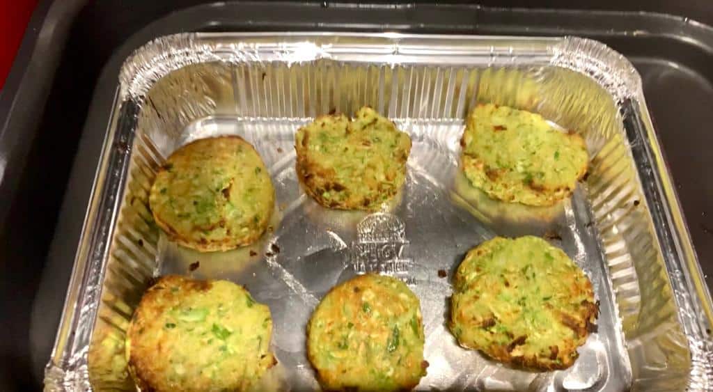 לביבות קישואים ללא גלוטן שמכינים בנינג'ה