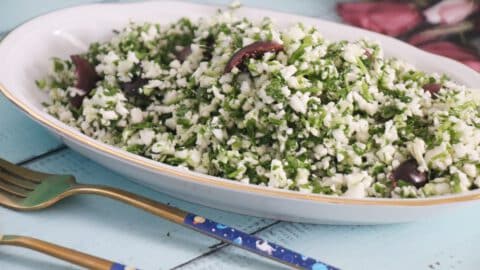 סלט טבולה כרובית וברוקולי