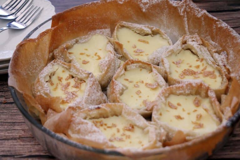 עוגיות מבצק פילו עם גבינה מתוקה