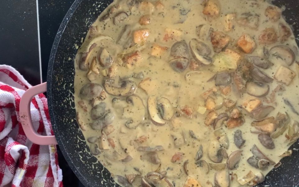 טופו עם קרם קוקוס ופטריות כמו במסעדות