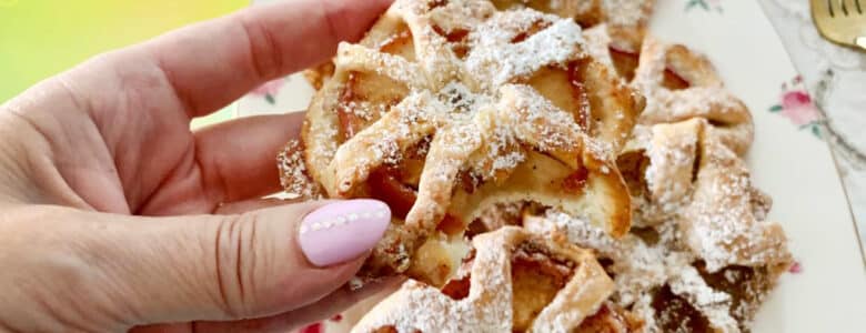 עוגיות תפוחים פריכות עם בצק