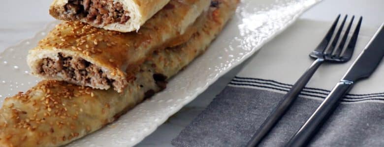 רולדת בשר וחצילים עם בצק עלים