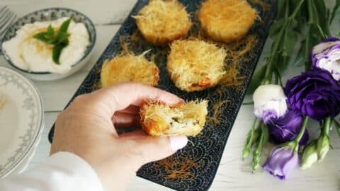 כדורי קדאיף ממולאים גבינות ומנגולד