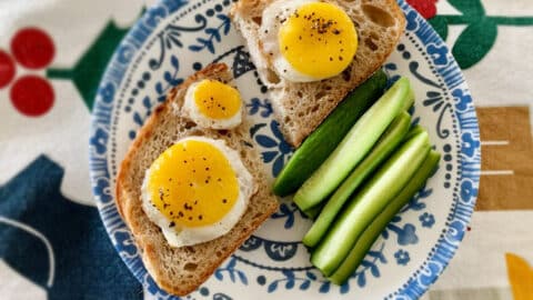 בייבי ביצת עין בטריק היסטרי