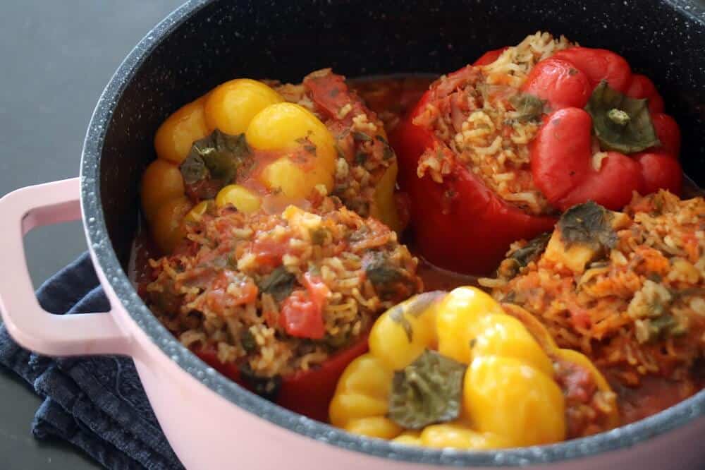 כרוב ממולא צמחוני בתנור