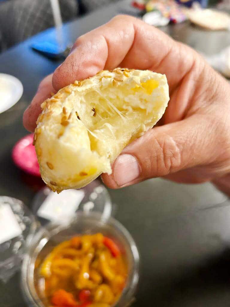 כתר לחמניות ממולאות במוצרלה