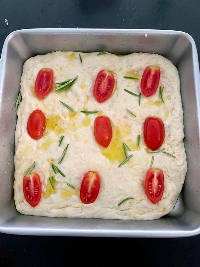 פוקצ'ה פריכה ללא לישה