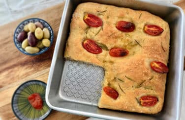 פוקצ'ה פריכה ללא לישה