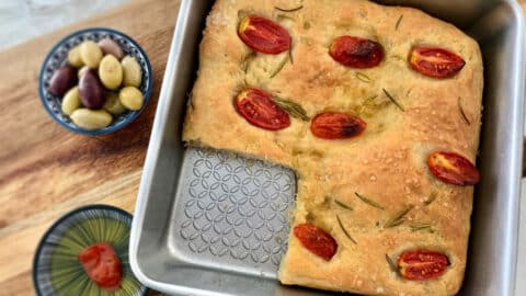 פוקצ'ה פריכה ללא לישה