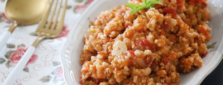 שולבטה תבשיל בורגול עם גריסים וירקות