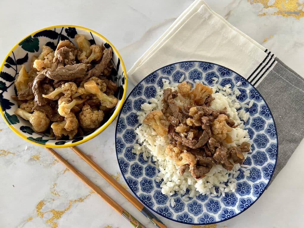 סינטה מוקפץ עם כרובית בנוסח אסייתי