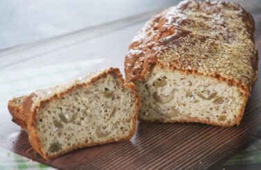 לחם טחינה עם זיתים ללא גלוטן