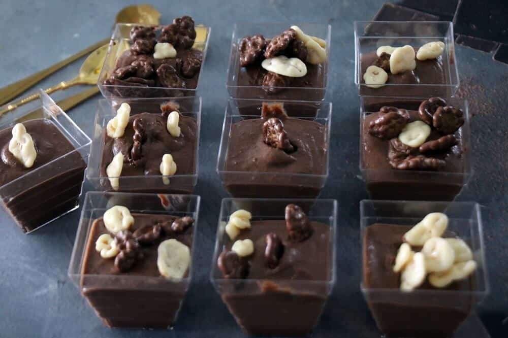 מוס שוקולד טבעוני חגיגי לחג