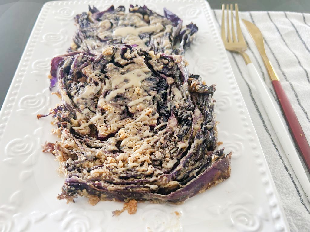 כרוב סגול אפוי בתנור בשני טעמים