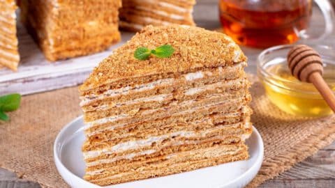 9 מתכונים לעוגות דבש מיוחדות