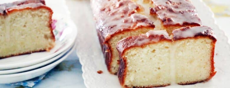 עוגת לימון בחושה אוורירית ורכה