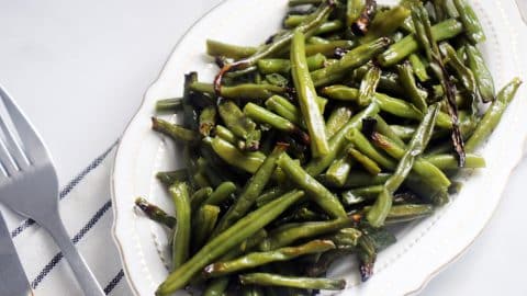 שעועית ירוקה צלויה בתנור