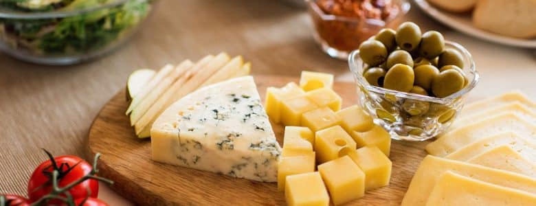 שלושה מתכונים לגבינות שמכינים בבית