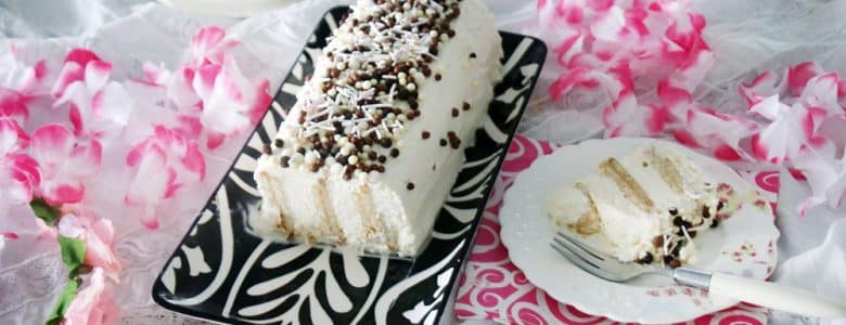 עוגת זברה עם ביסקוויטים עומדים