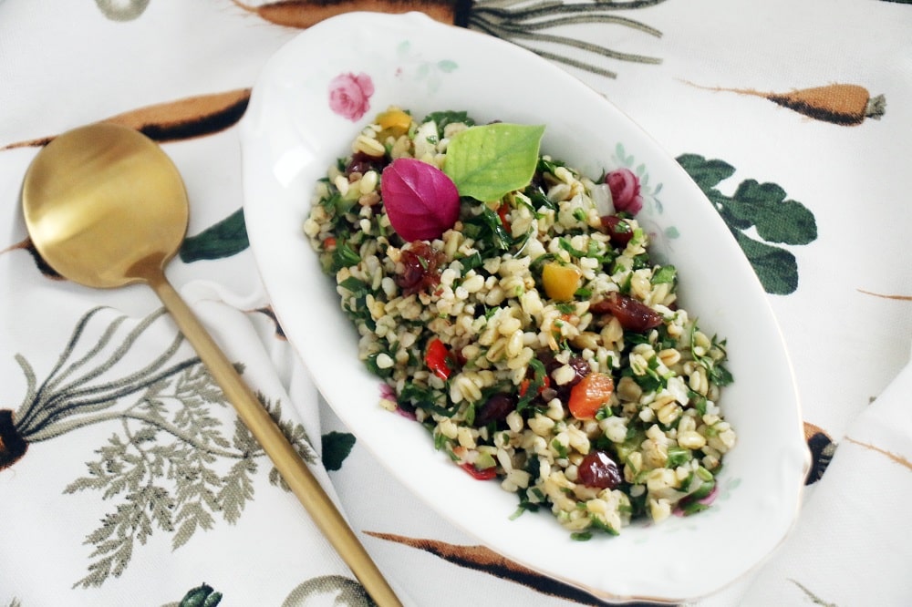 סלט טאבולה עם גריסים