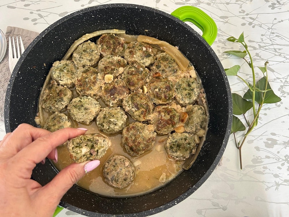 קציצות בשר עם מנגולד טעימות אש!