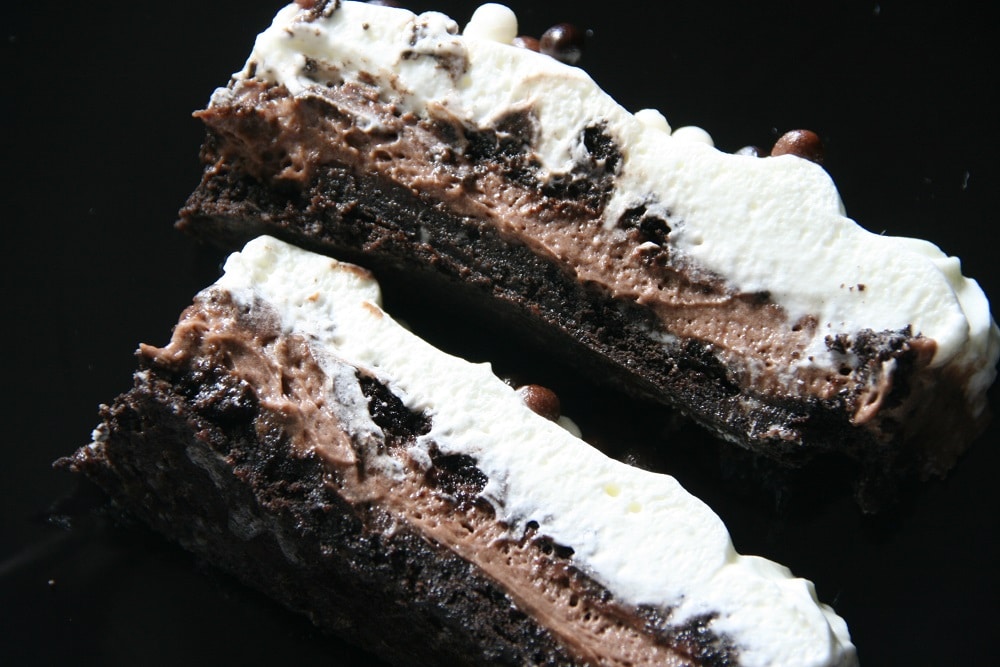 עוגת 3 שכבות מושחתת במיוחד