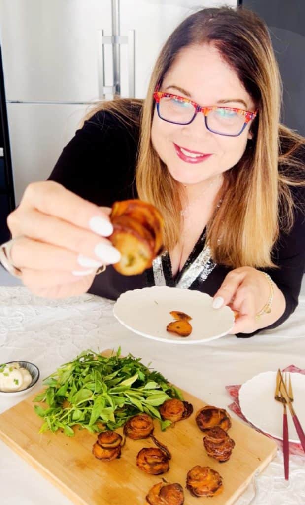 פרוסות בטטה ותפוחי אדמה בתנור