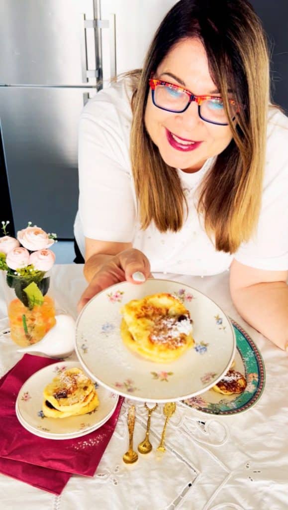 לביבות גבינה ושוקולד על מחבת