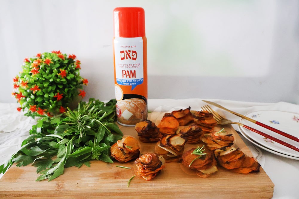 פרוסות בטטה ותפוחי אדמה בתנור