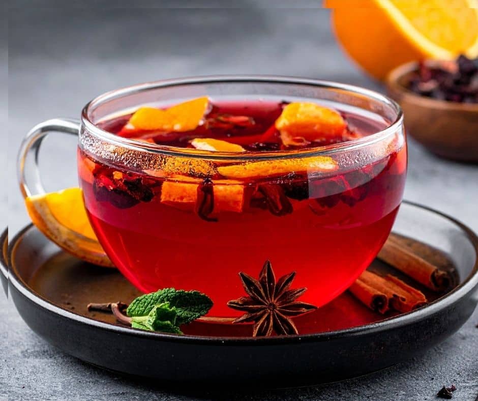 מדריך להכנת תה צמחים בבית