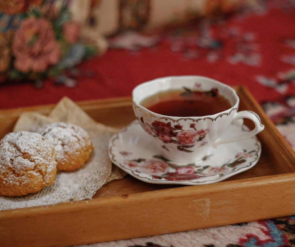 מדריך להכנת חליטות תה צמחים בבית