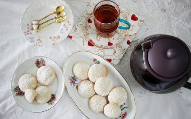 עוגיות שקדים פשוטות ומושלמות עוגיות שקדים פשוטות ומושלמות